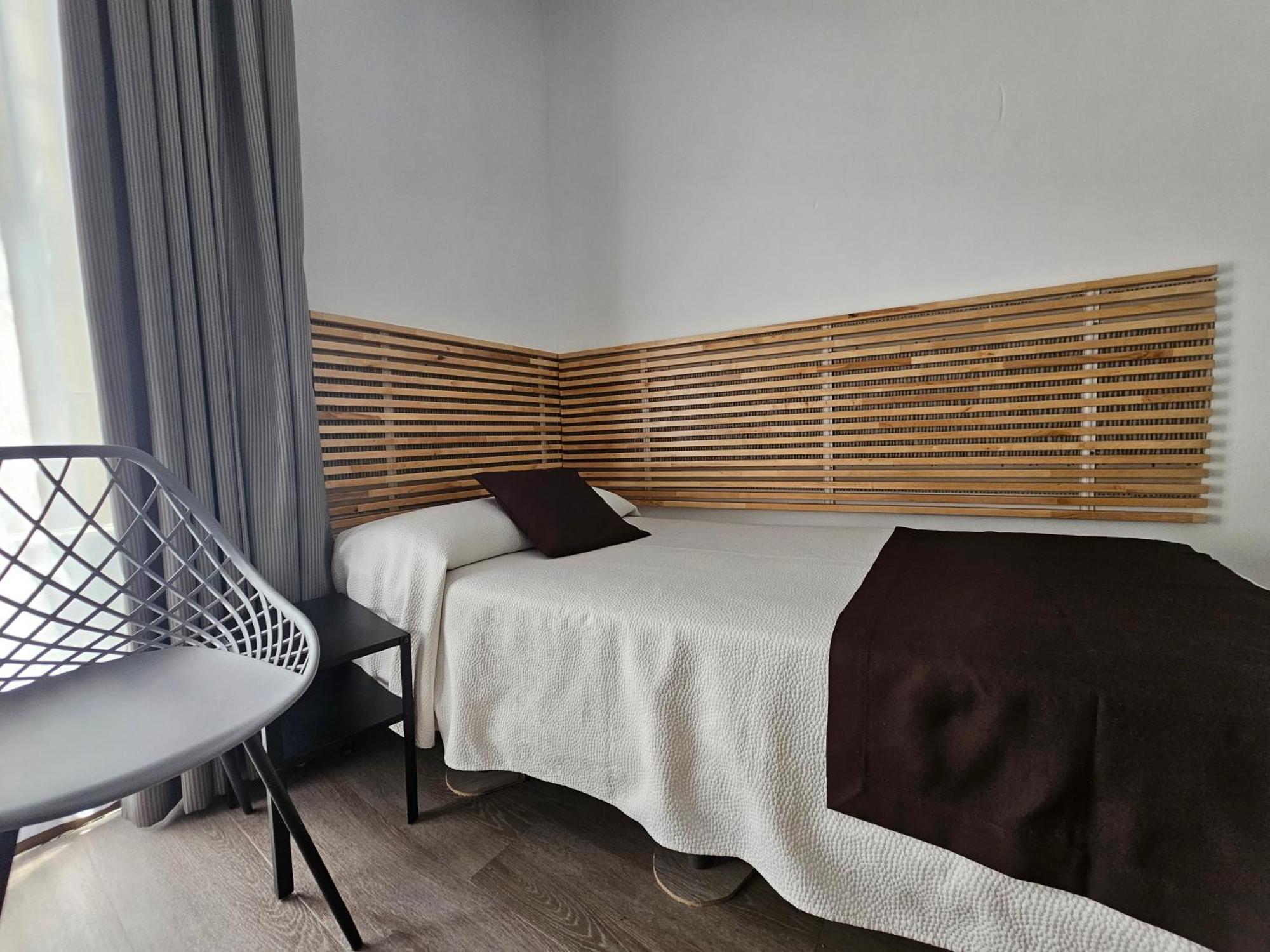 Quarto Triplo com Varanda