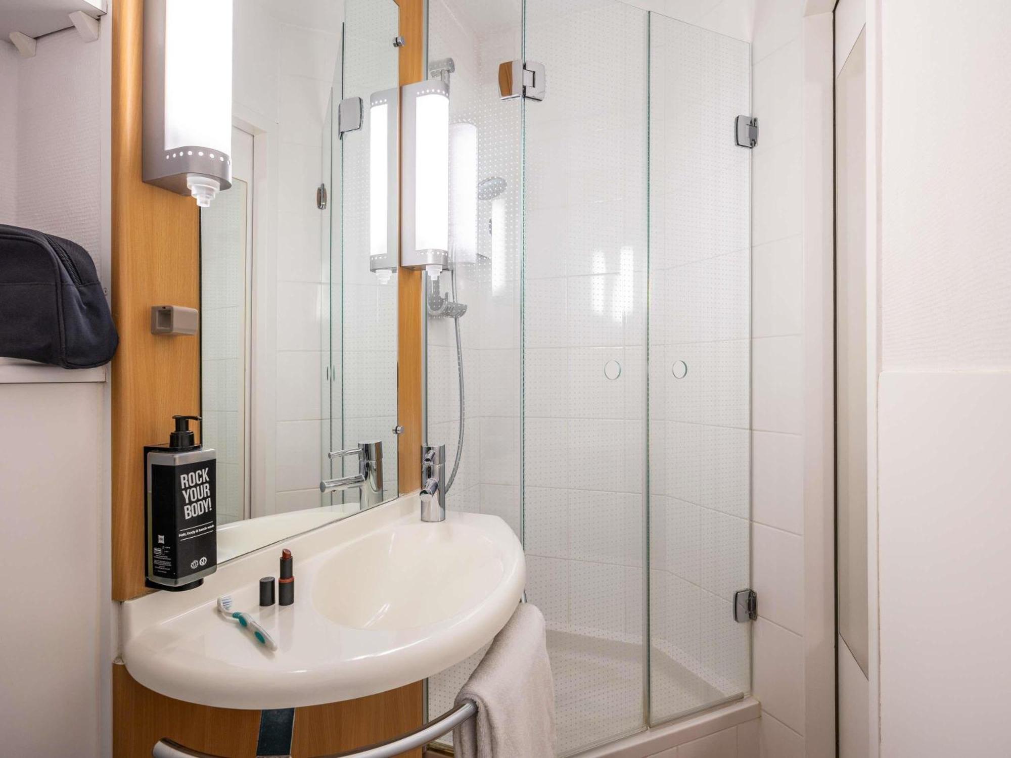 Standard Double Room,1704839768:JPEG
