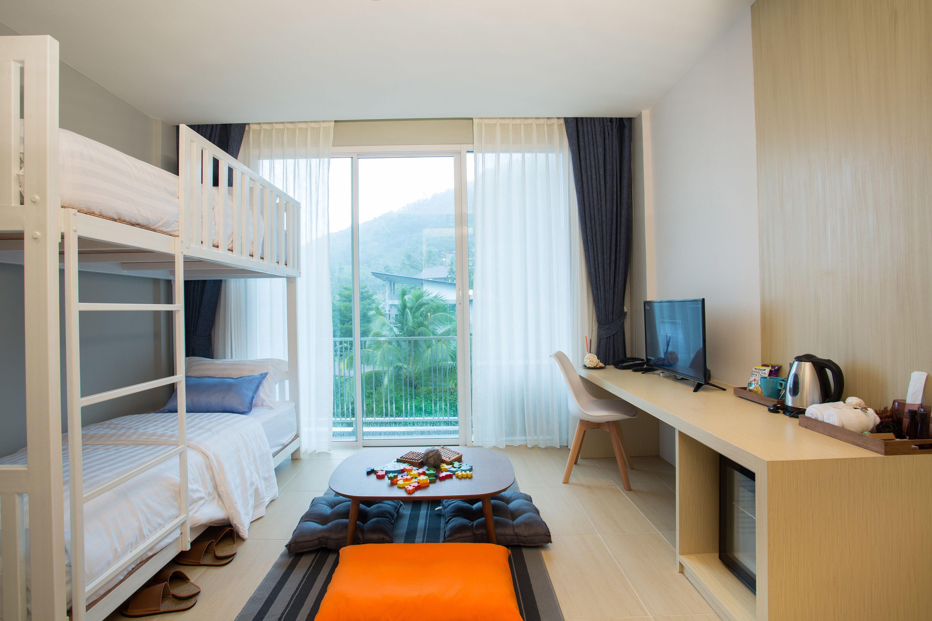 Deluxe Quadruple Room