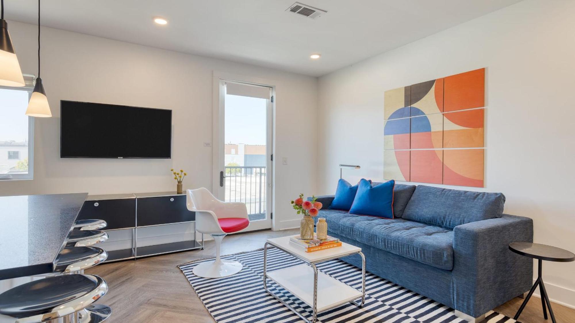 One-Bedroom Suite,1733186067:JPEG