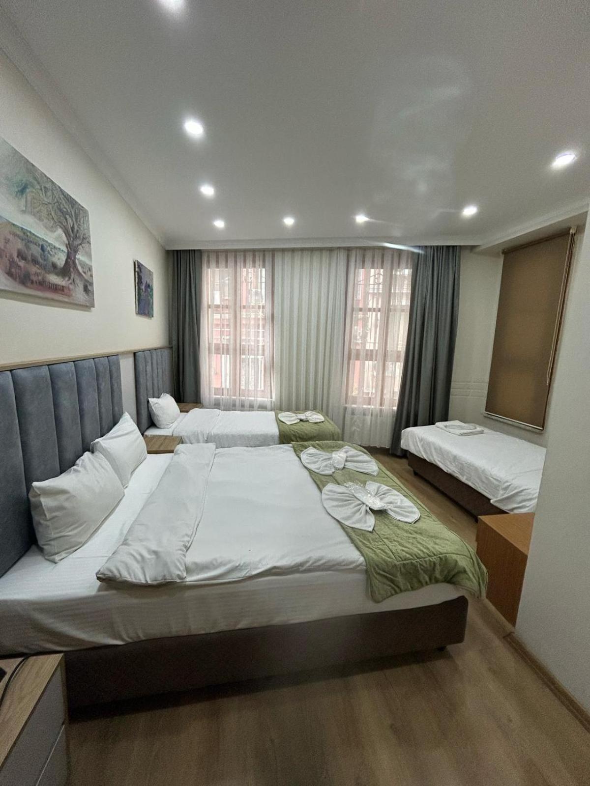Quadruple Room Bathroom