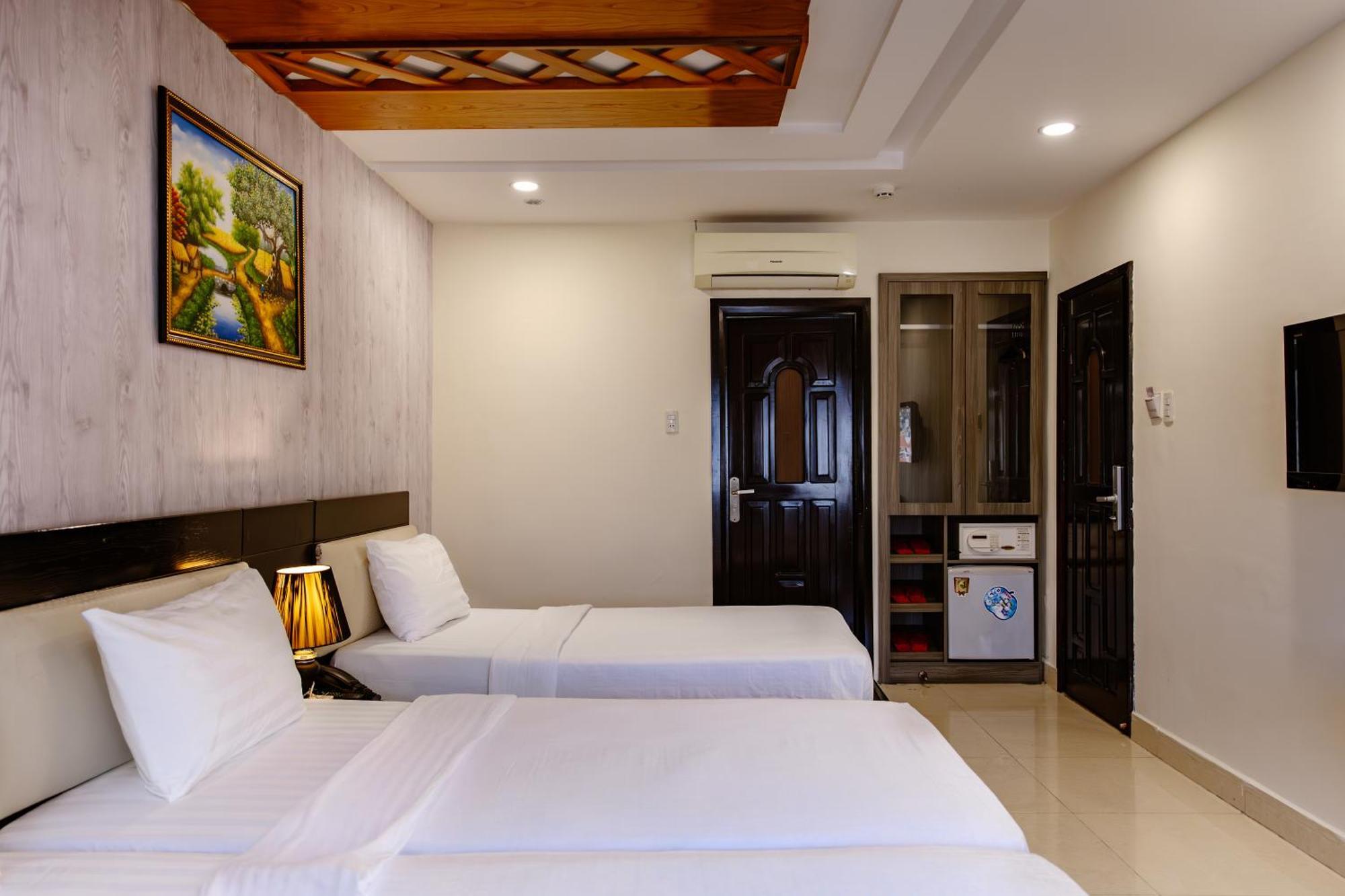 Deluxe Triple Room