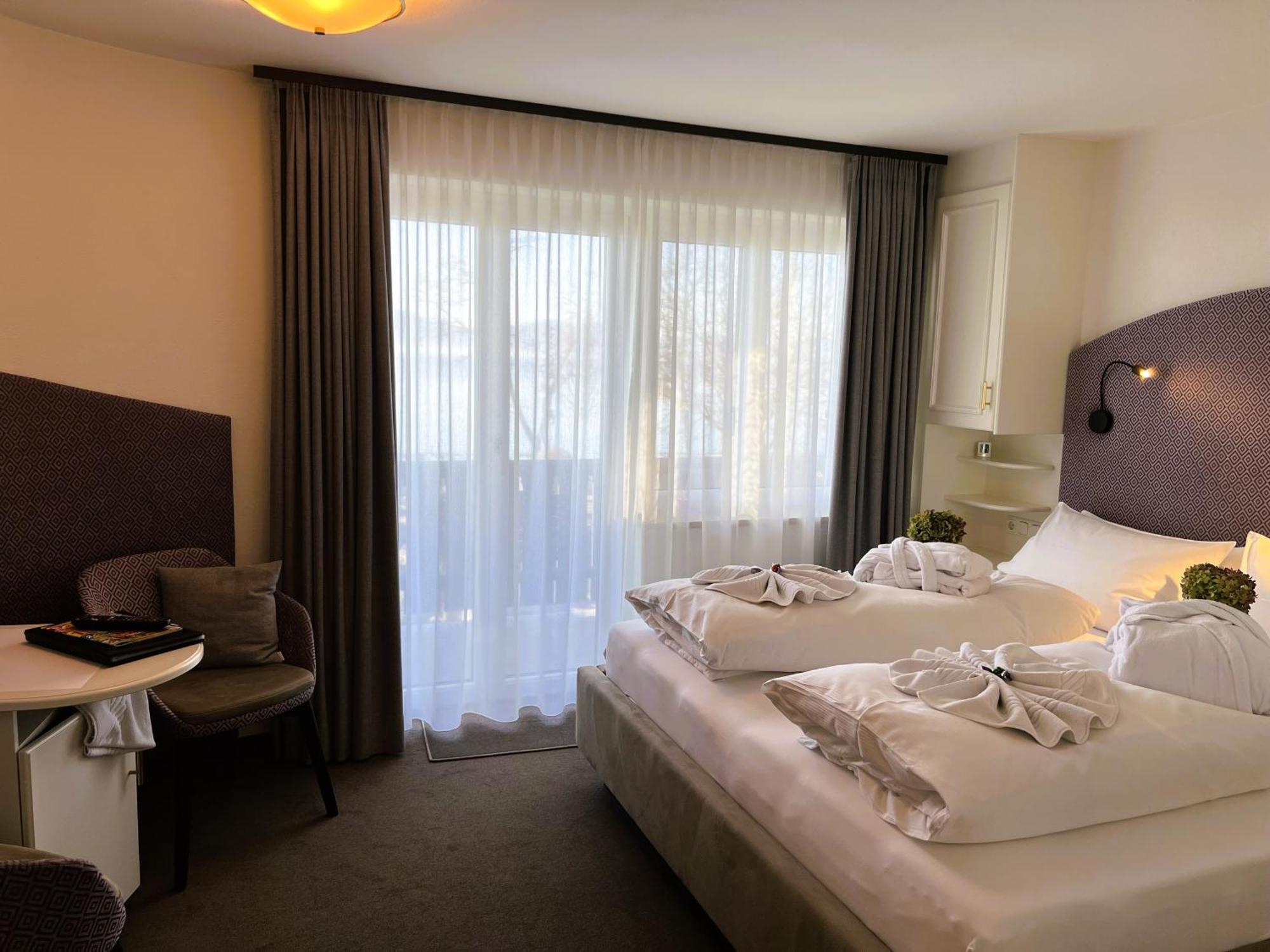 Doppelzimmer mit Gartenblick