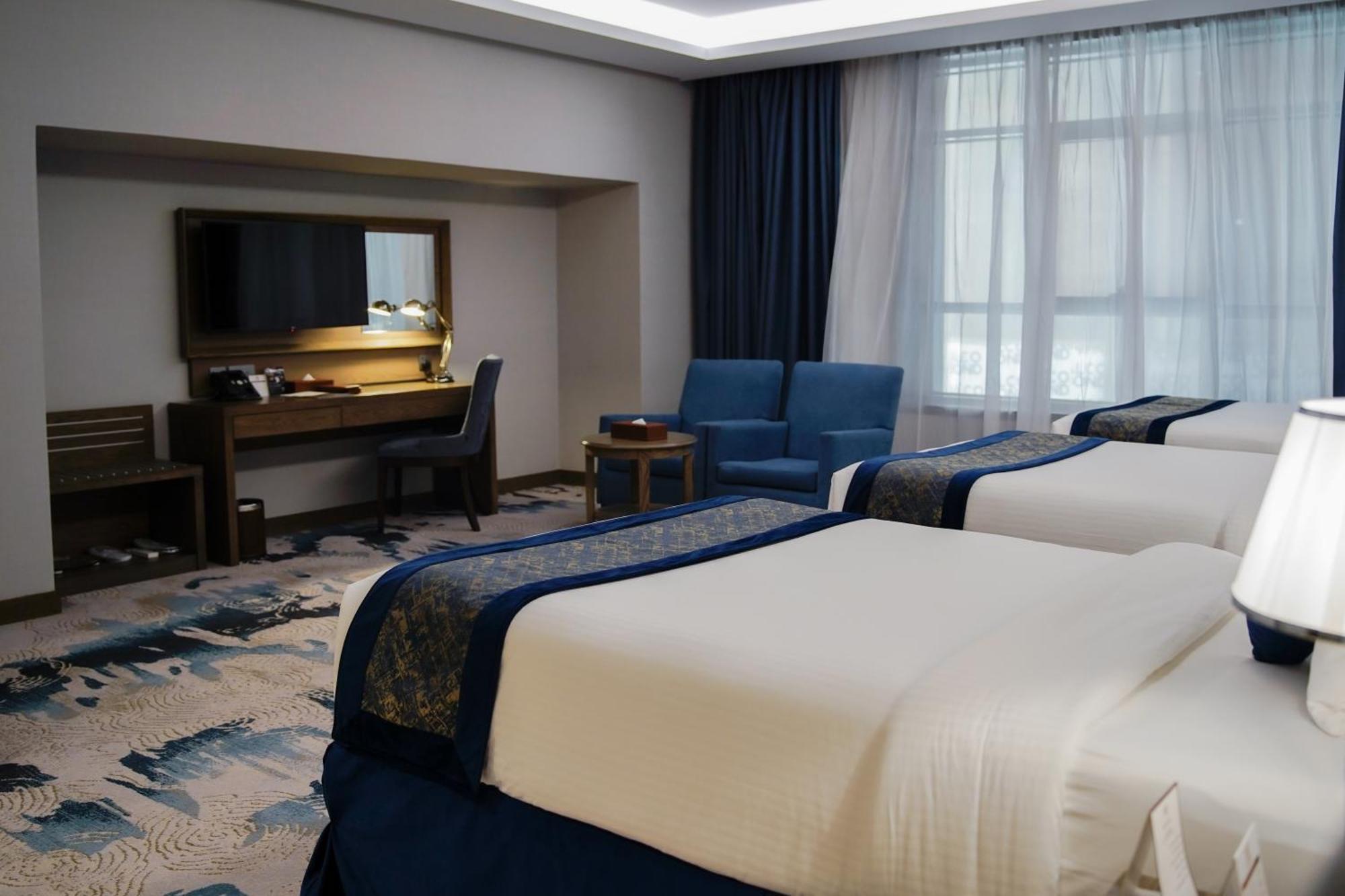 Triple Room City View