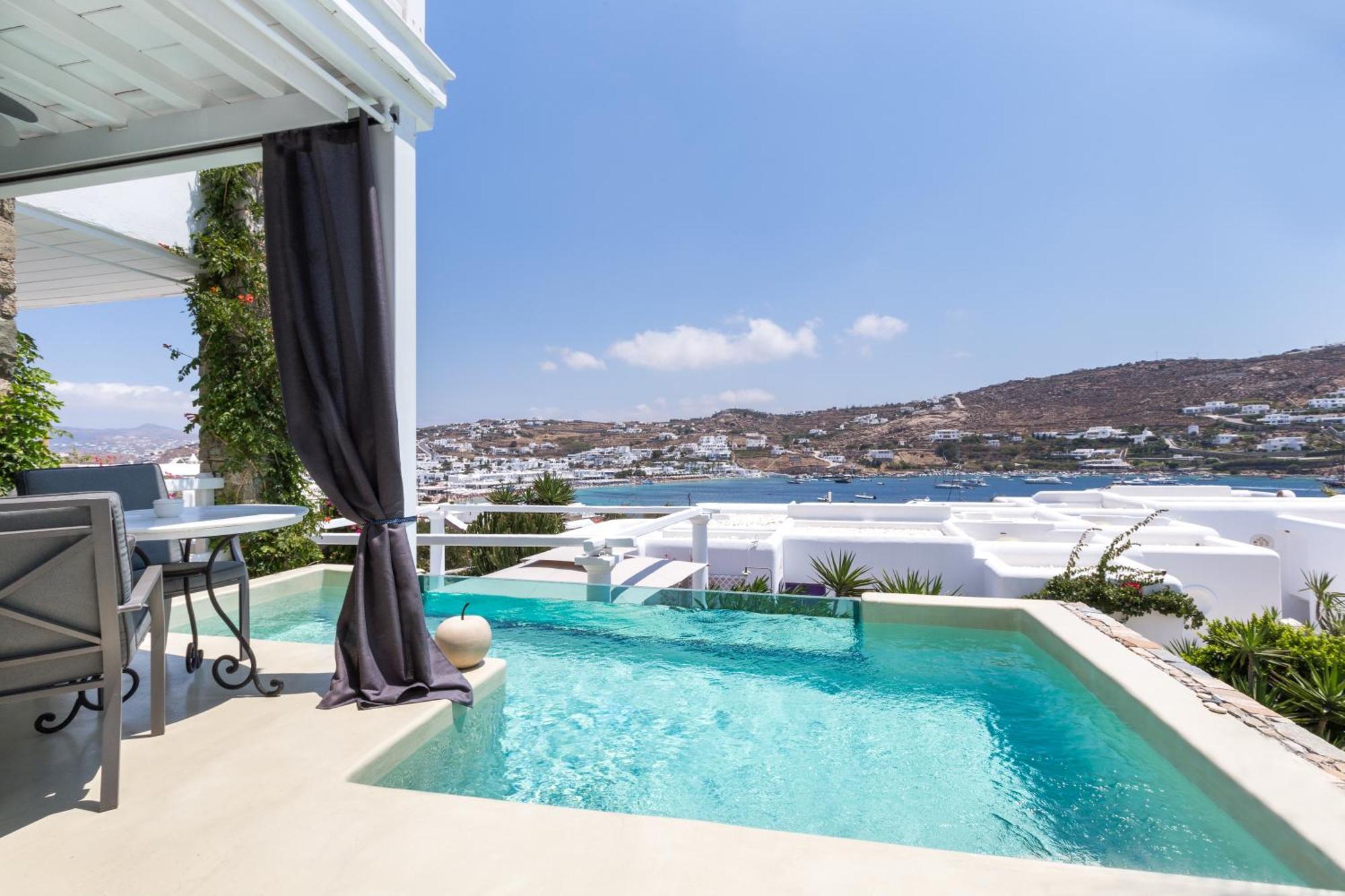 Suite Pool