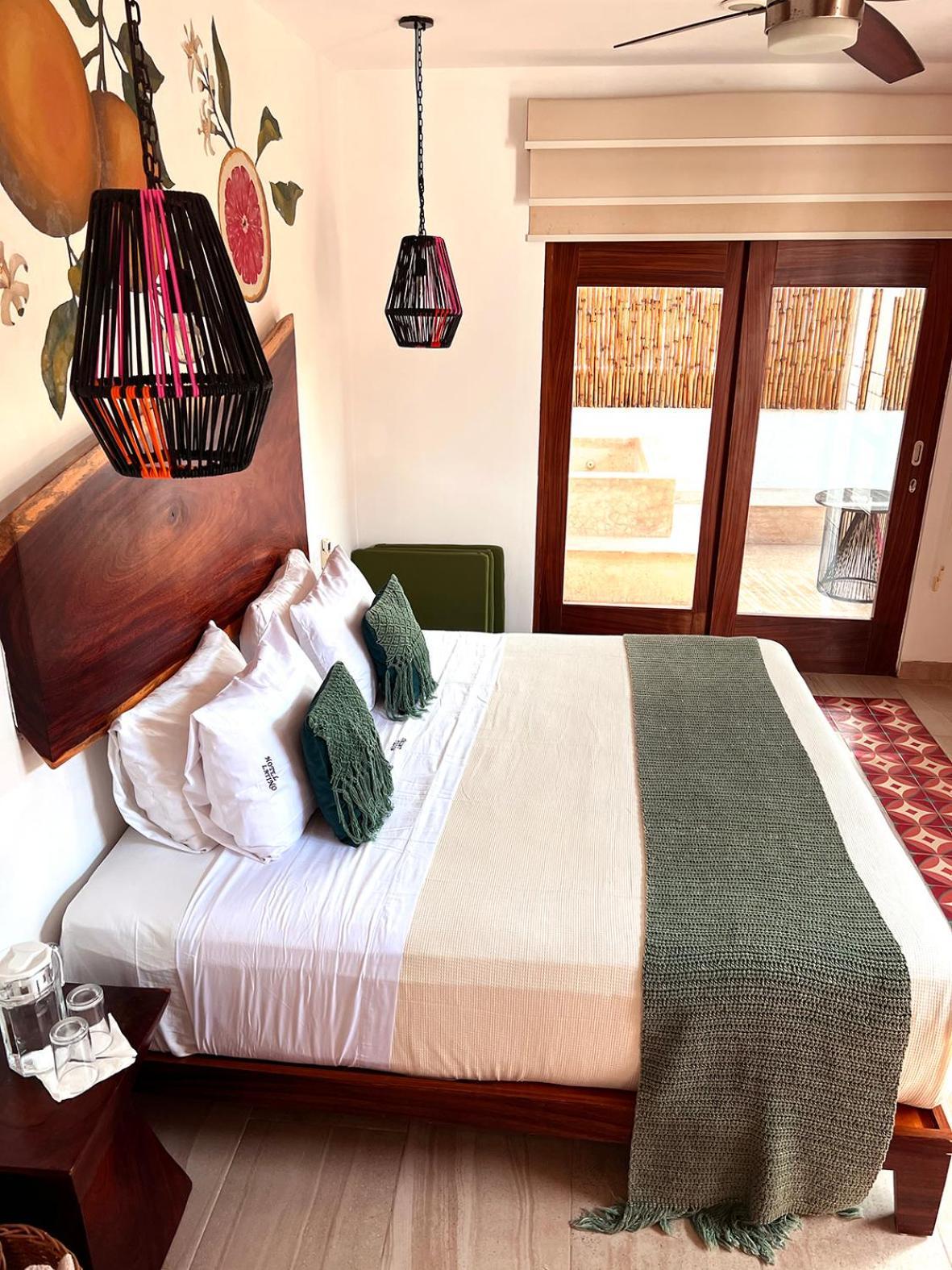 Suite mit Queensize-Bett und Whirlpool