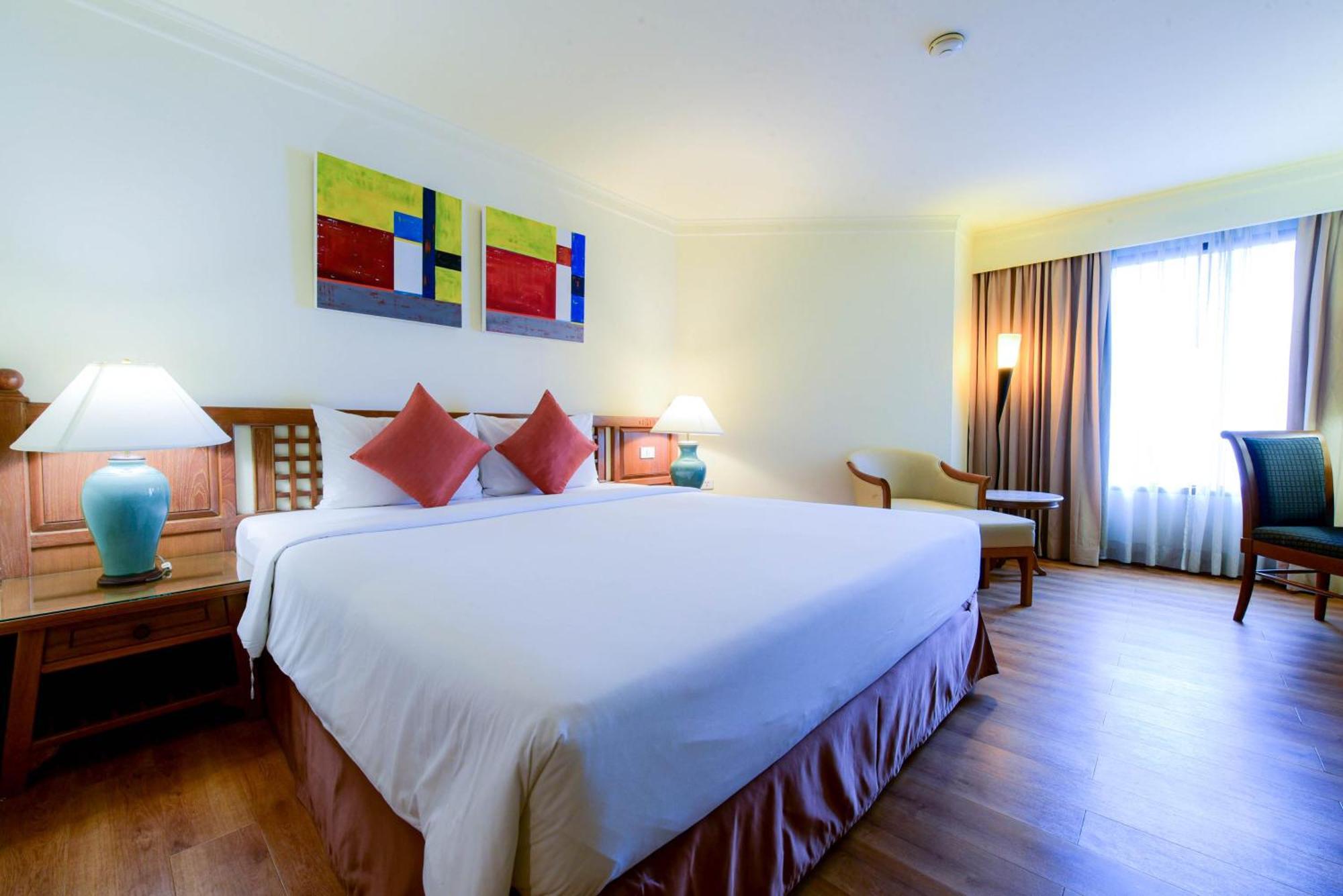Deluxe Double Room,1758293500:JPEG