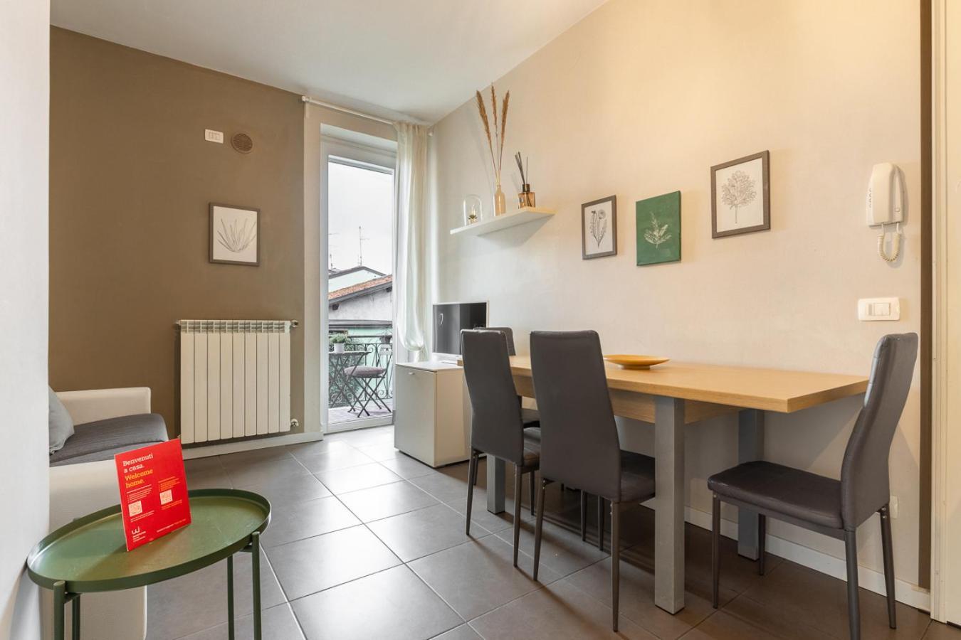 Deluxe Apartment,1758489117:JPEG