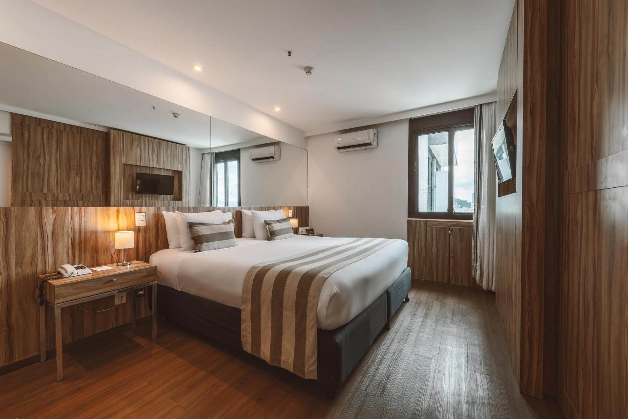Suite mit seitlichem Meerblick