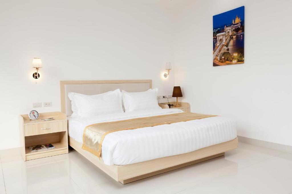 Superior Queen Room