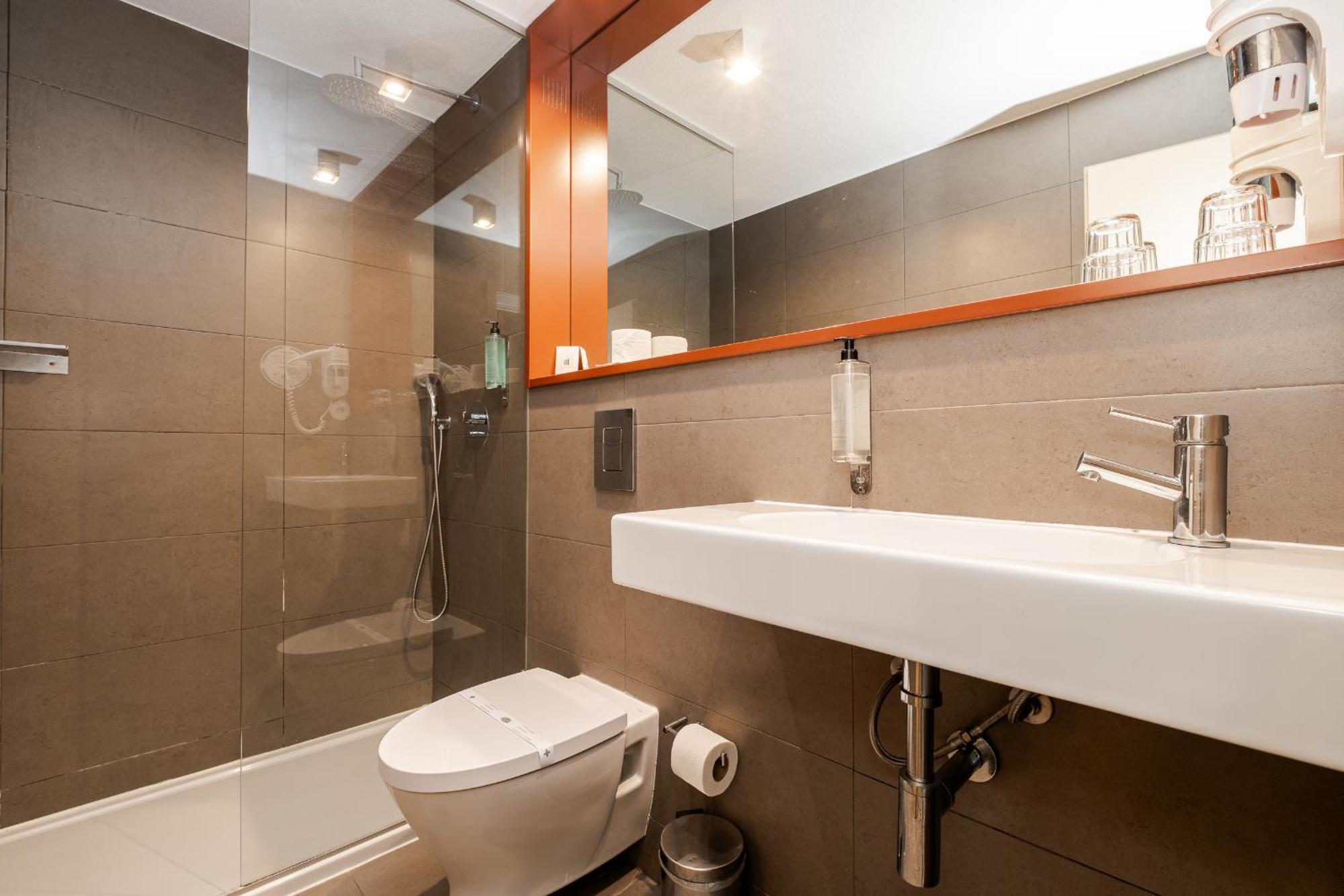 Double or Twin Room Balcony