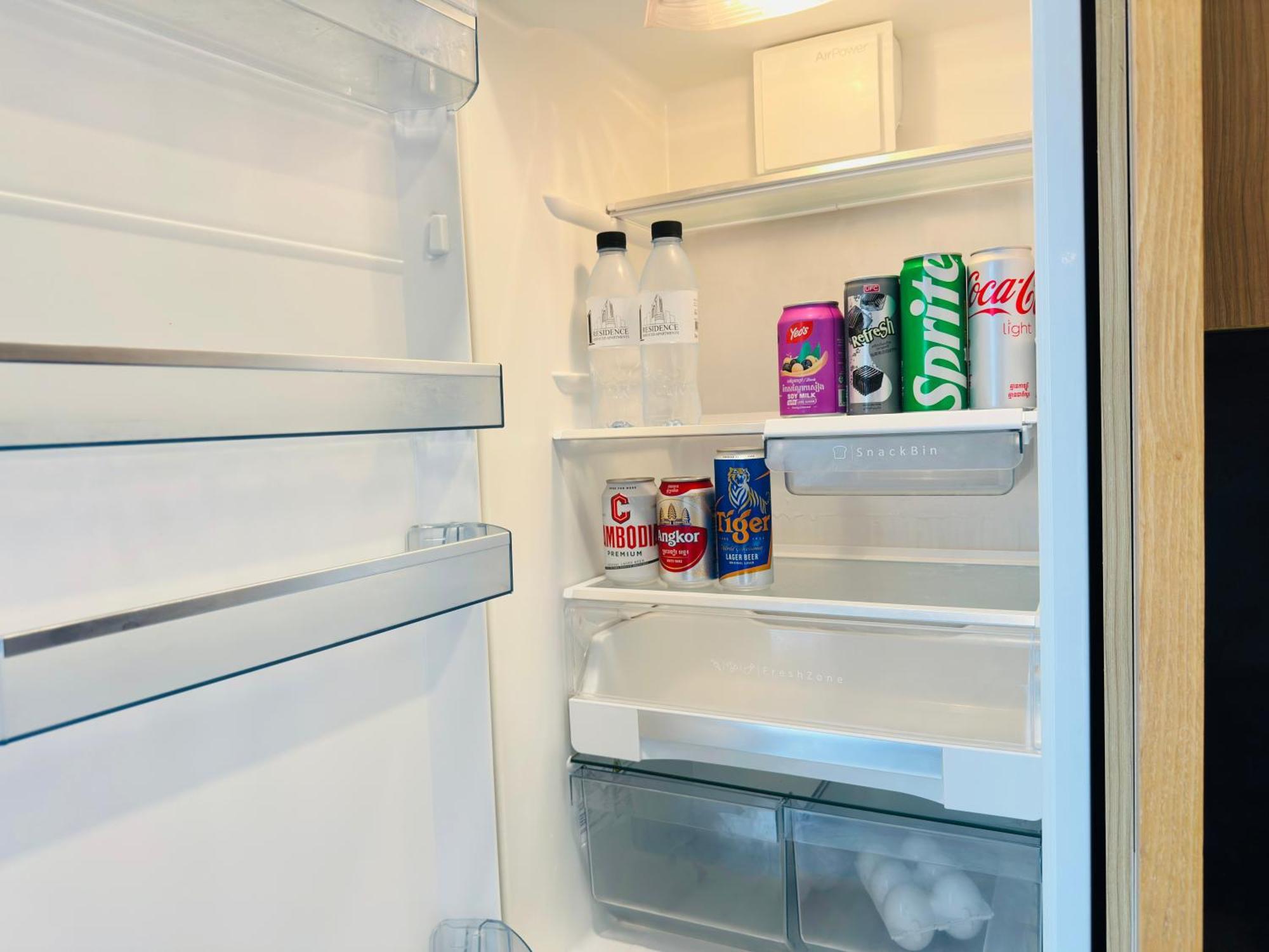 Studio Mini Bar