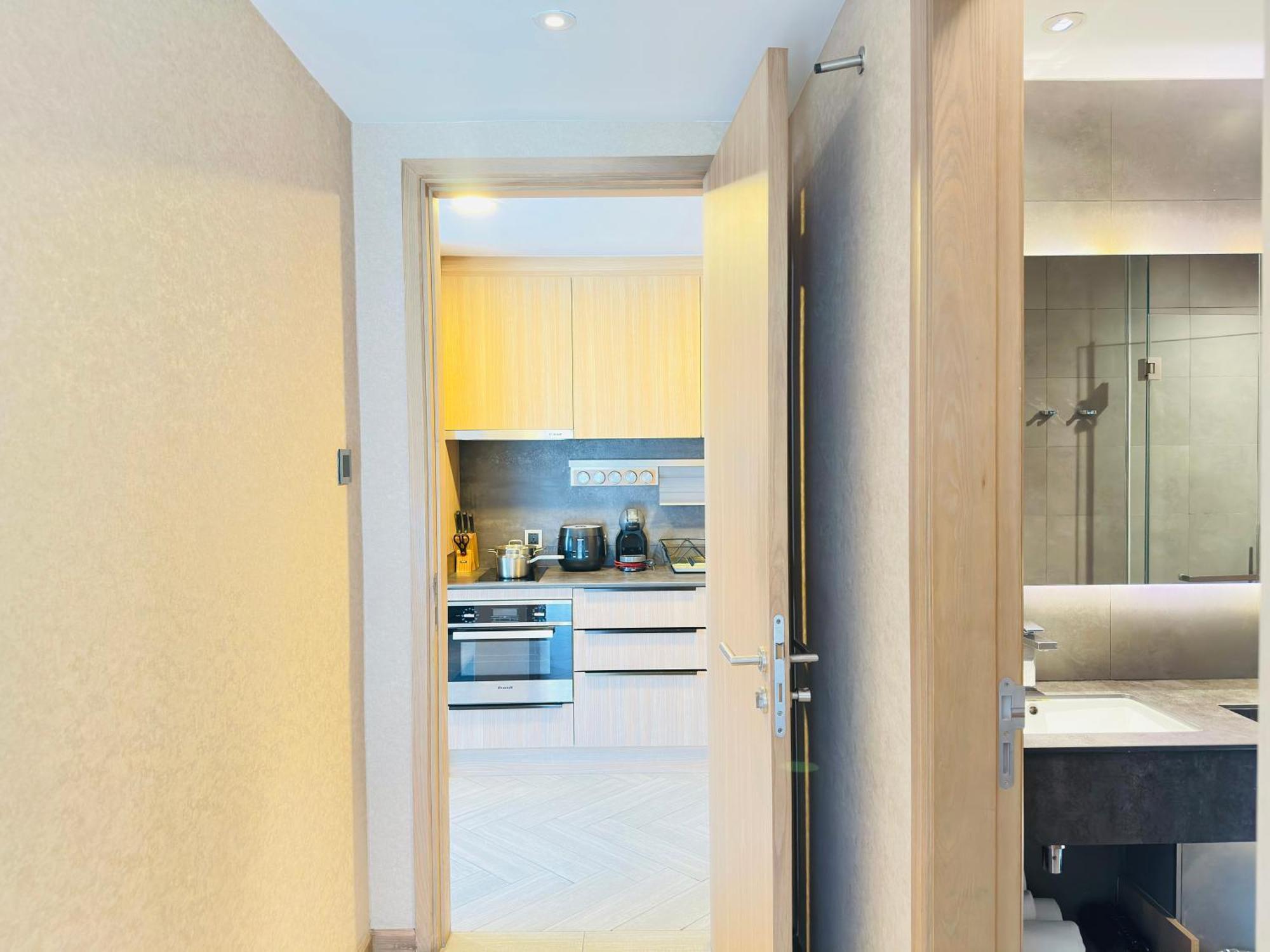 One-Bedroom Deluxe Mini Bar