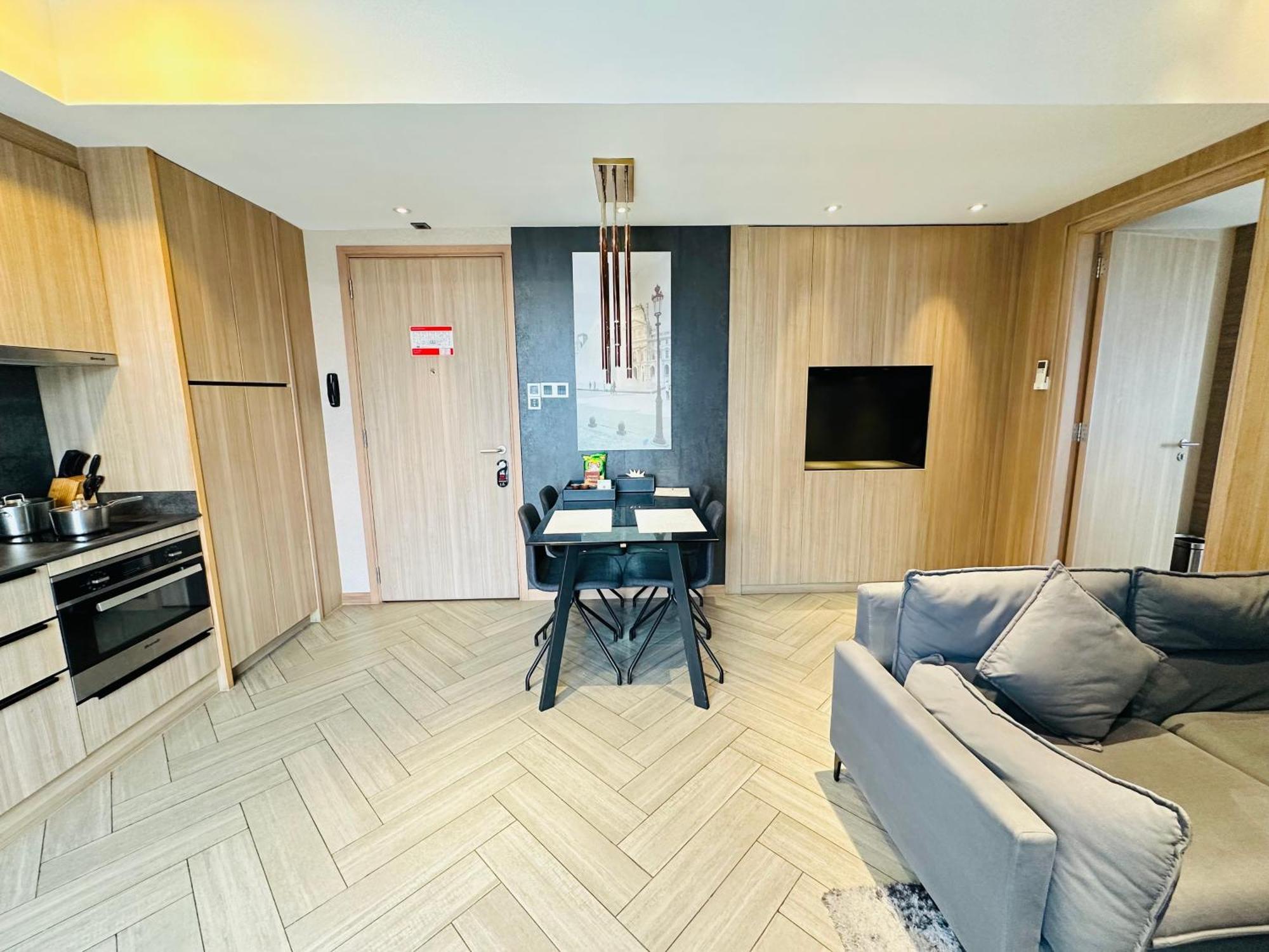 One-Bedroom Deluxe Mini Bar