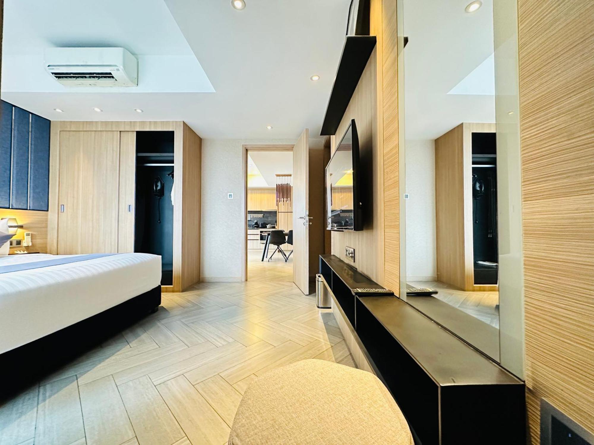 One-Bedroom Deluxe Mini Bar