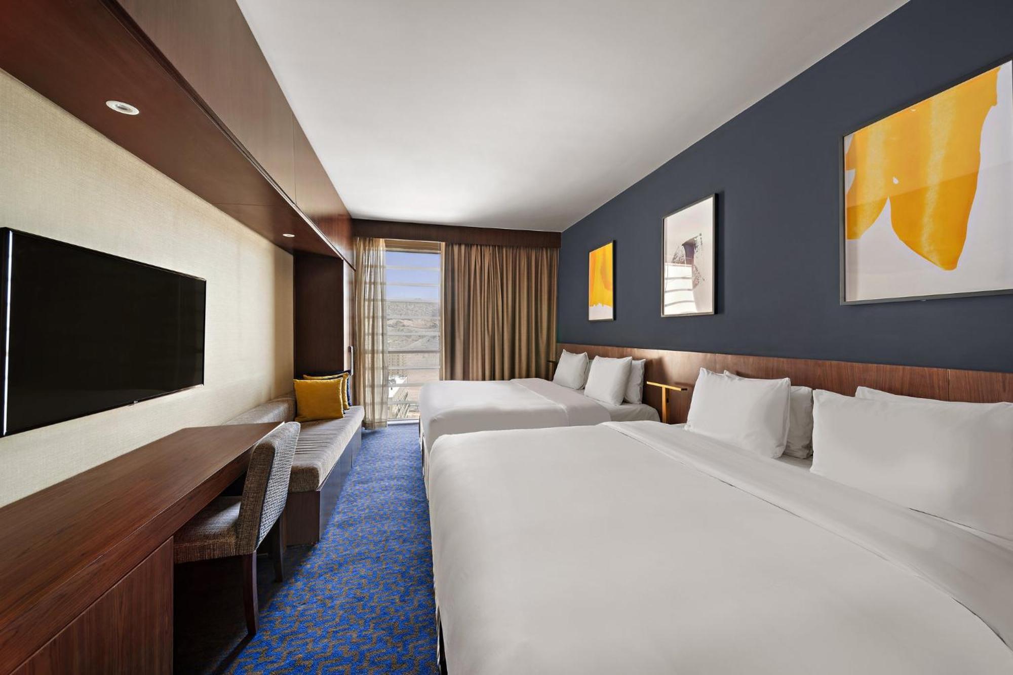 Single Deluxe Room
