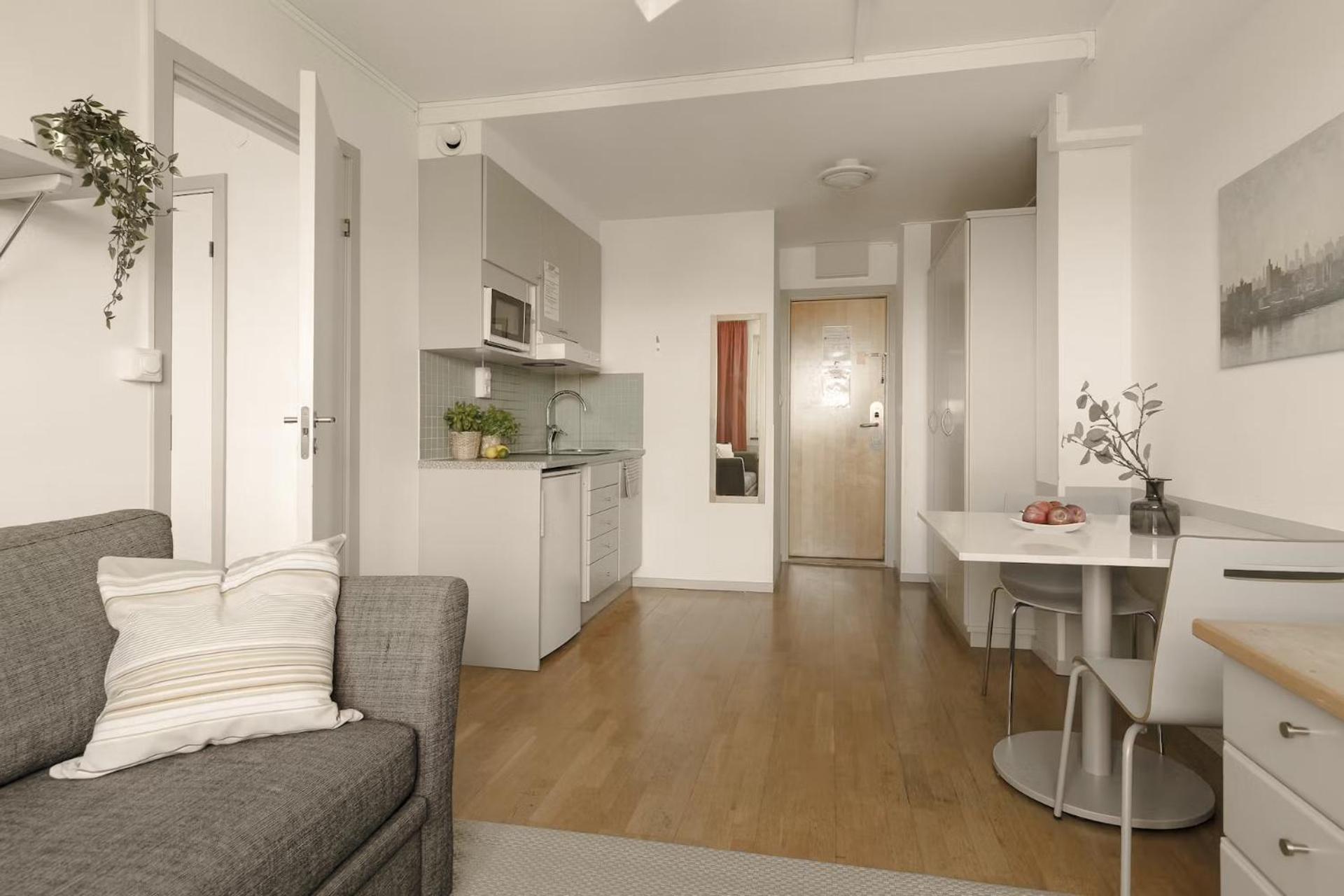 One-Bedroom Apartment