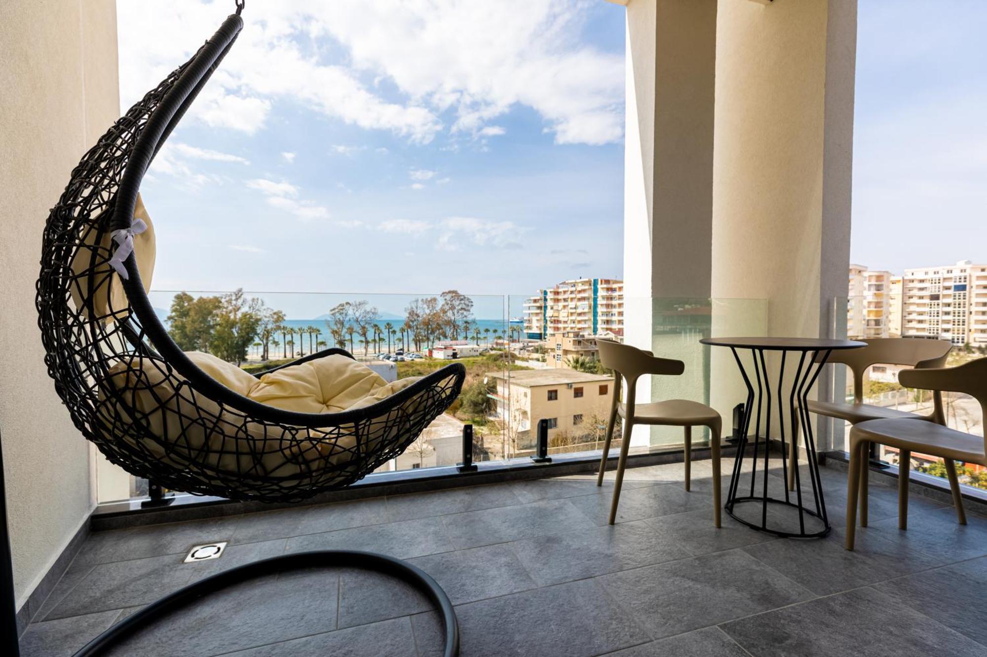 Triple Room City View