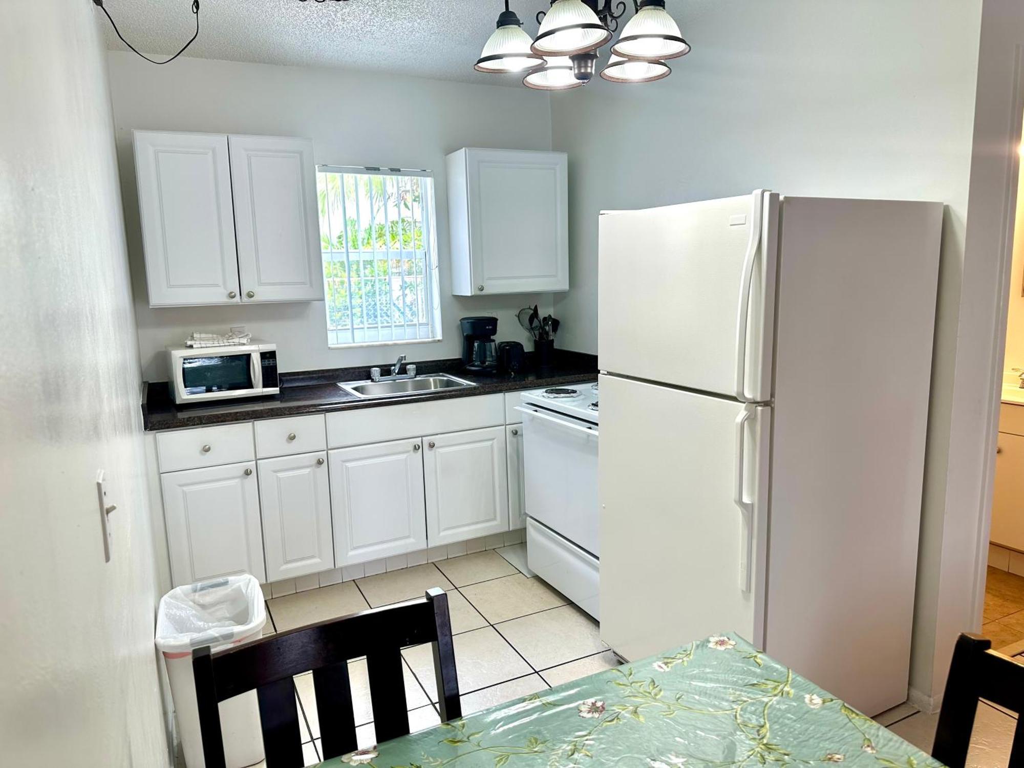 Studio Kitchen