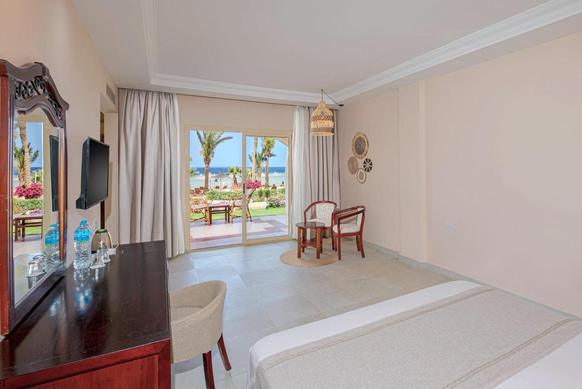 Deluxe Double or Twin Room Beach Front