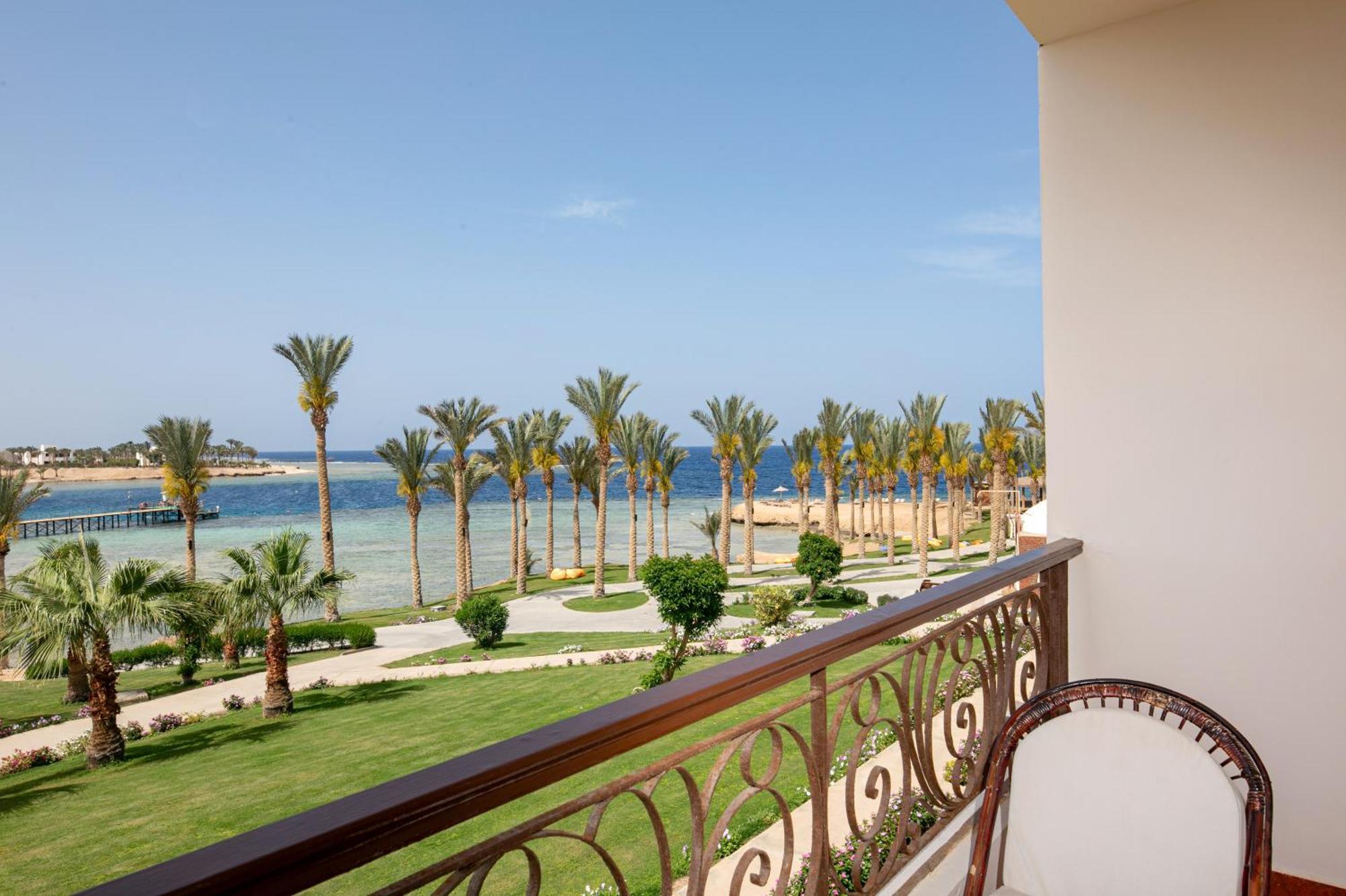 Deluxe Double or Twin Room Beach Front