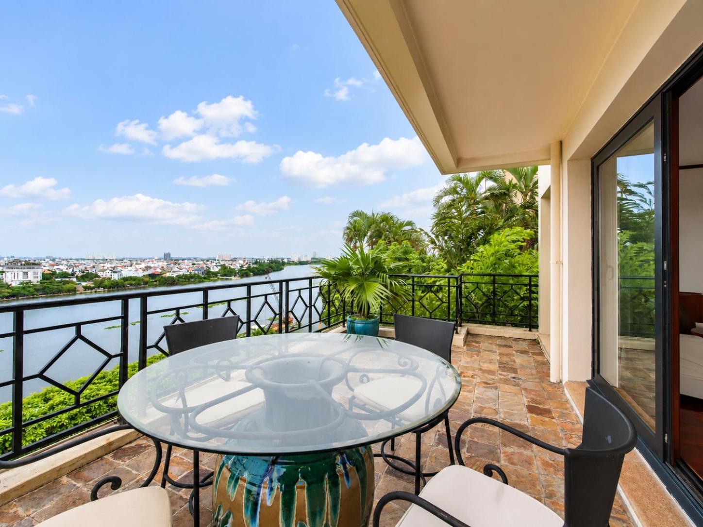 Four-Bedroom Suite
