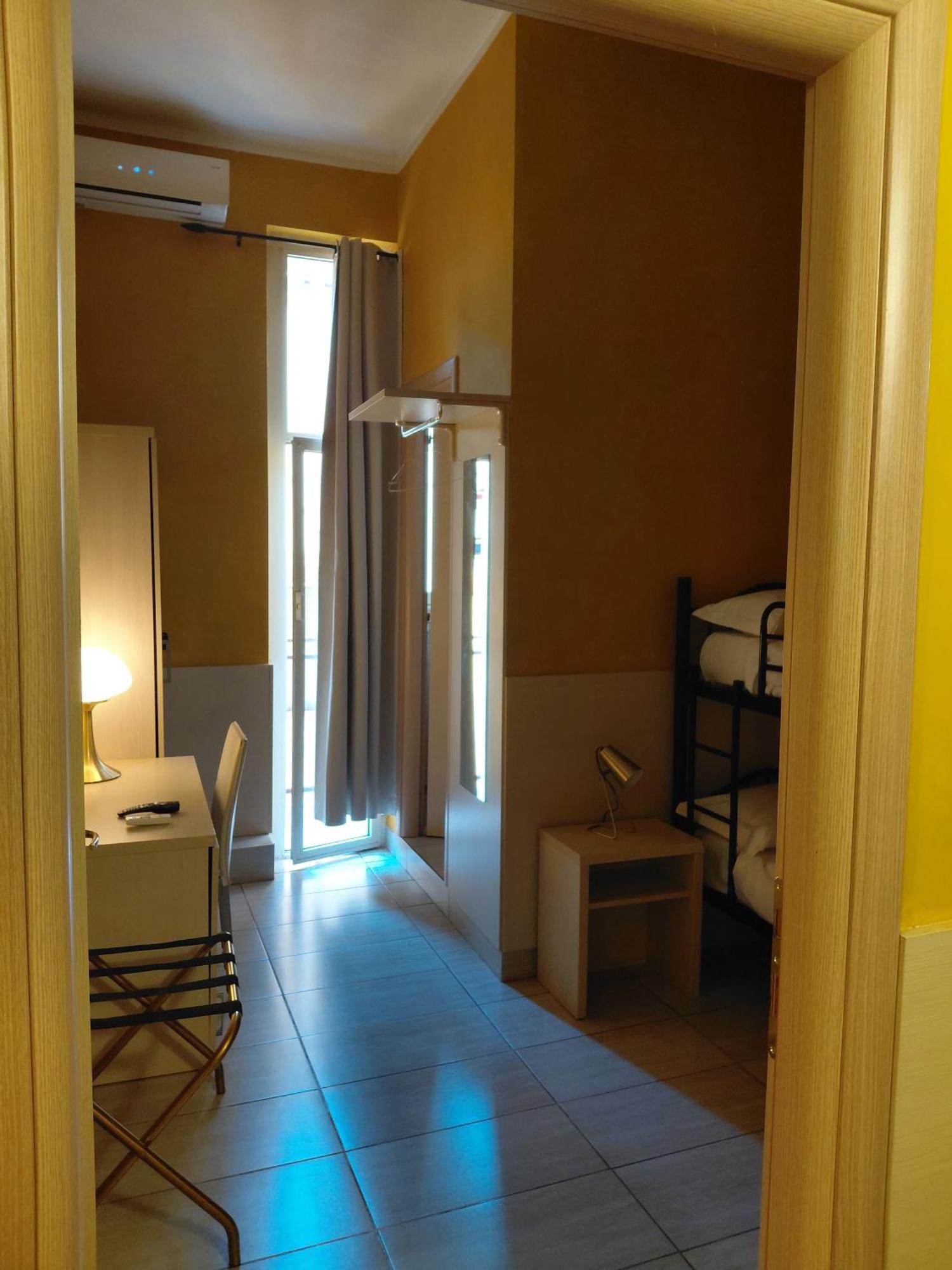 Single Room Private Bathroom