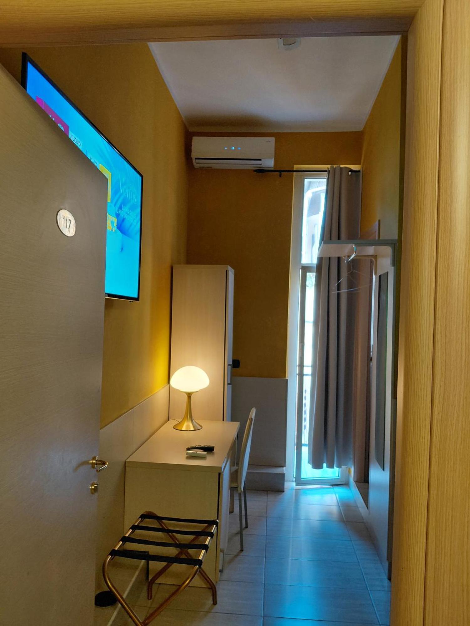 Single Room Private Bathroom