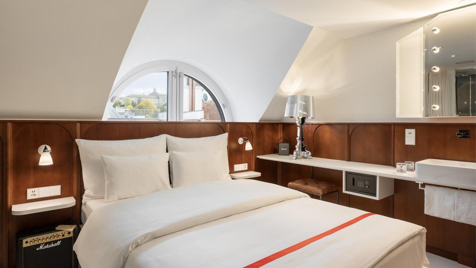 Nest Room