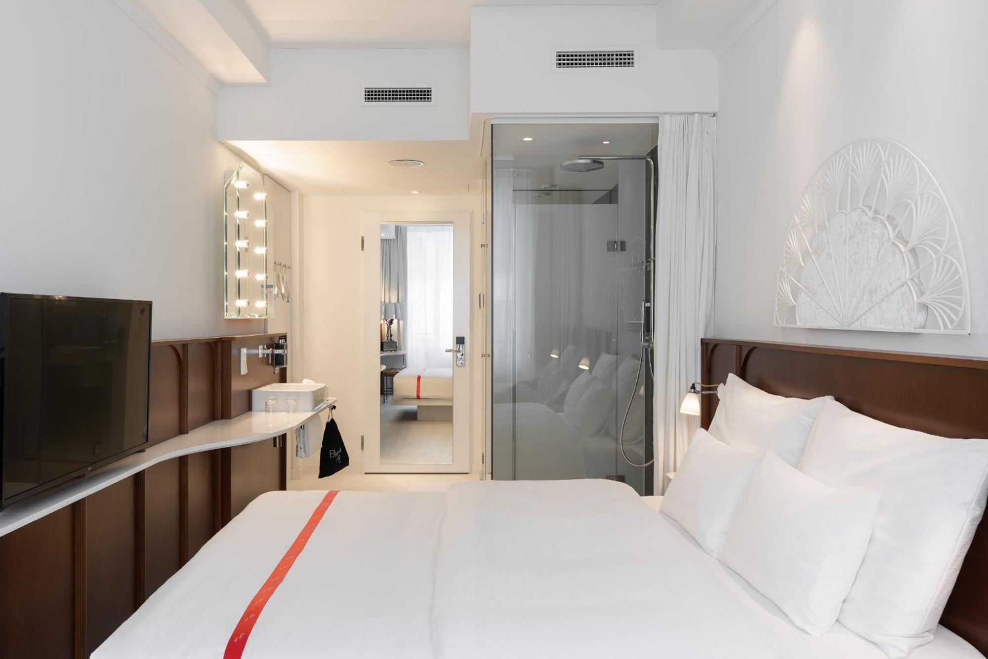 Rubys Choice Room