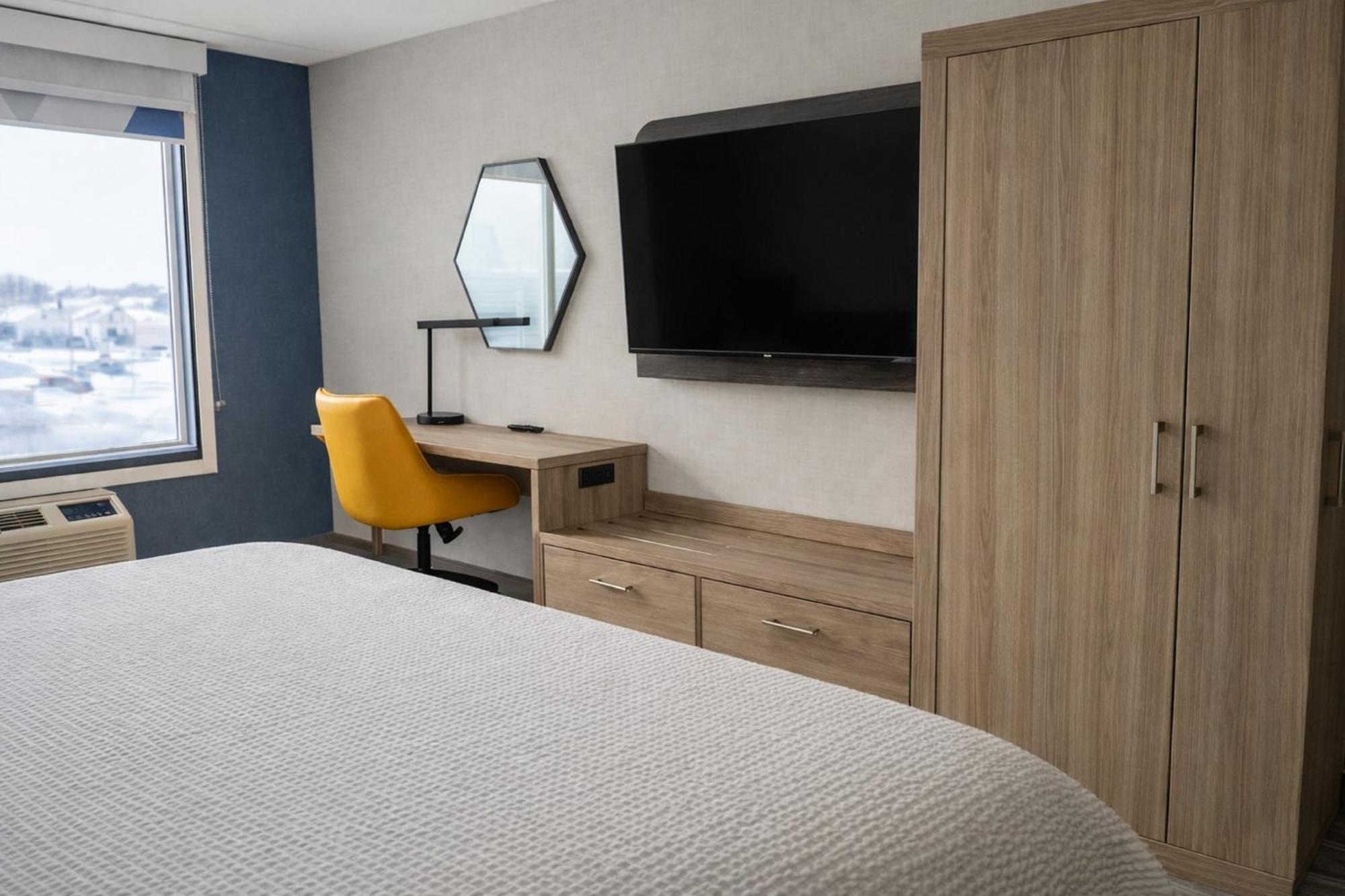 Standard King Room