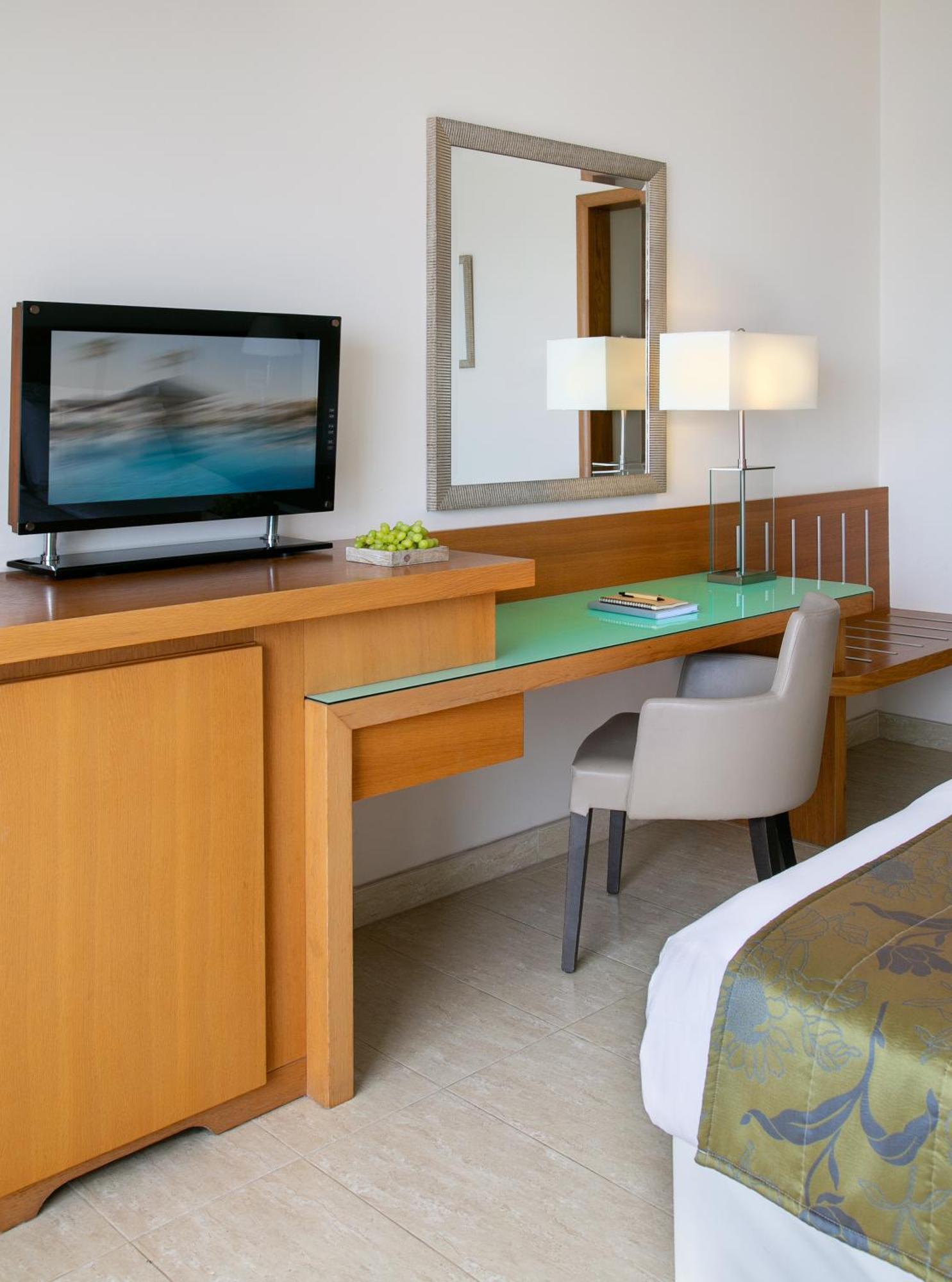 Double or Twin Room Sea View