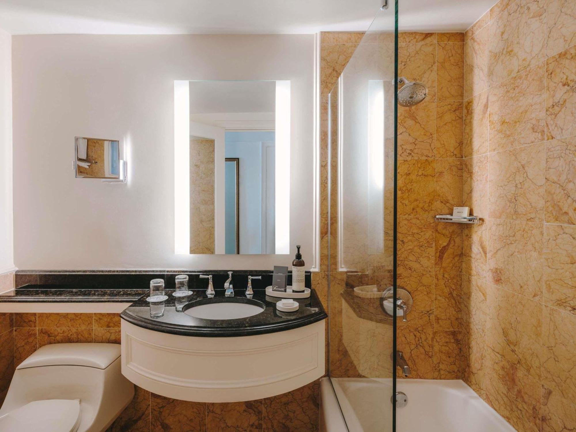 Fairmont Double Room City View
