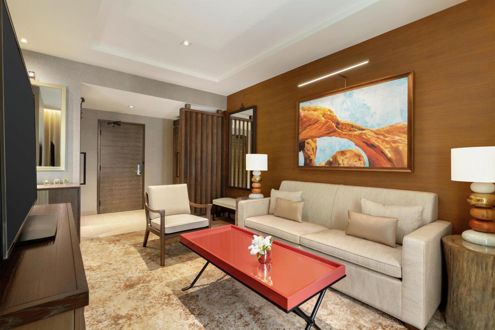 One-Bedroom Queen Suite Two Queen Beds