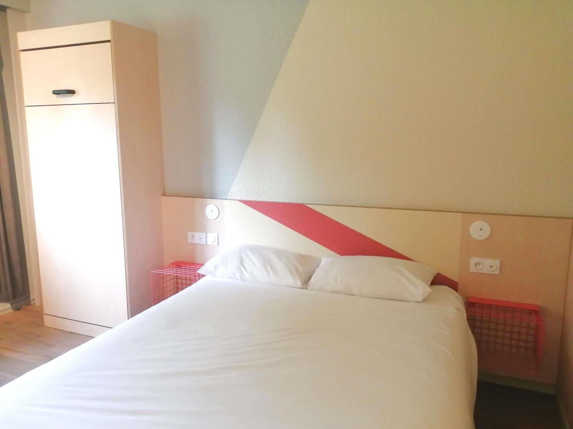Standard Double Room Single Bed
