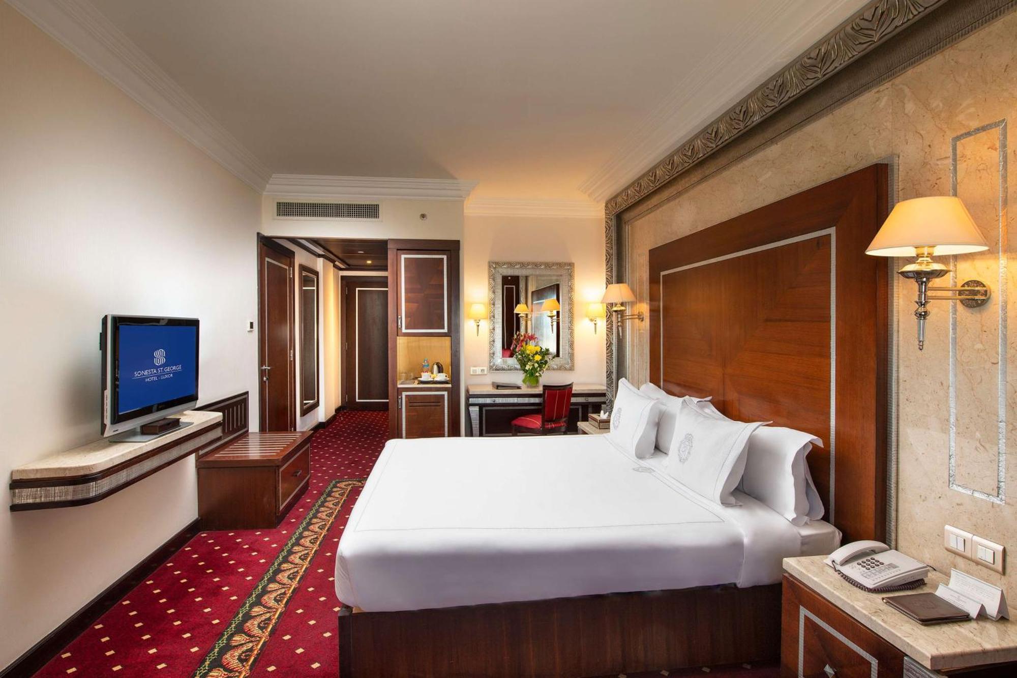 Royal Club Side Nile View Double or Twin Room