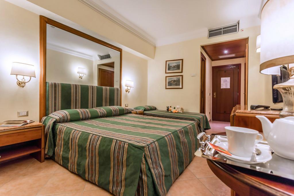 Chambre Triple