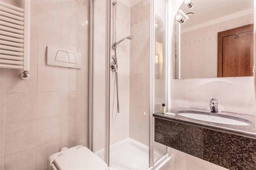 Chambre Double ou Lits Jumeaux Économique