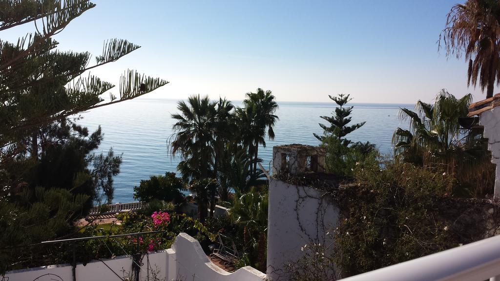 One-Bedroom Apartment Terrace Sea View