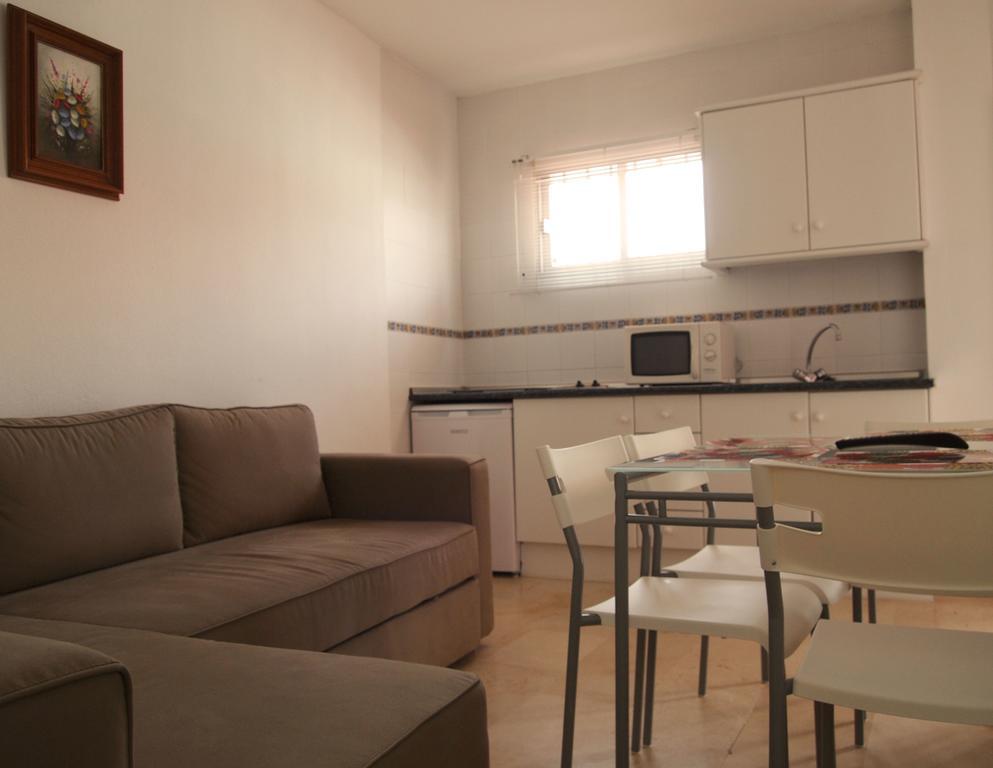 One-Bedroom Apartment Terrace Sea View