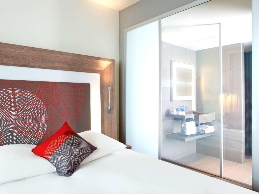Premium Queen Room Two Single Sofa Beds,1765324801:JPEG