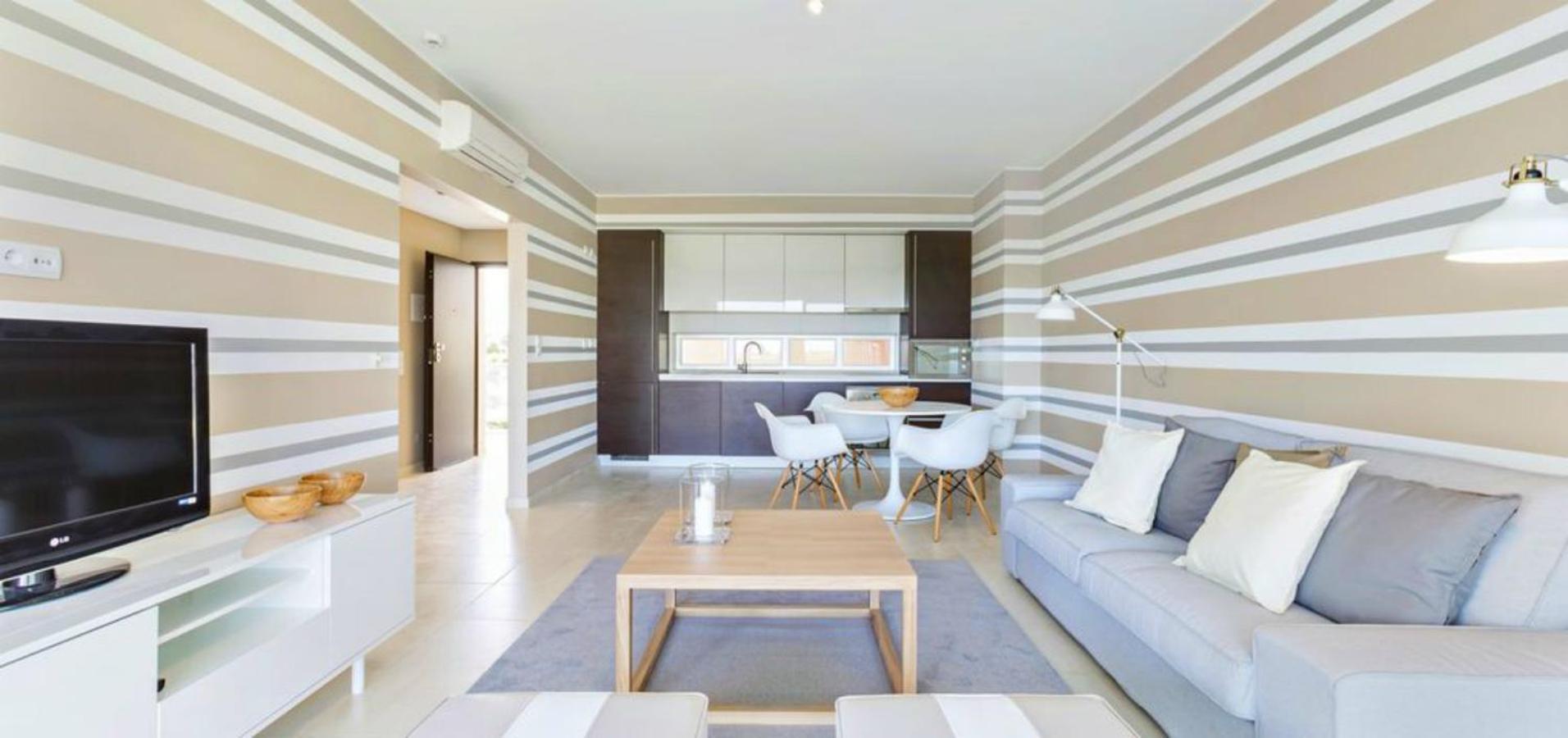One-Bedroom Apartment Pool View