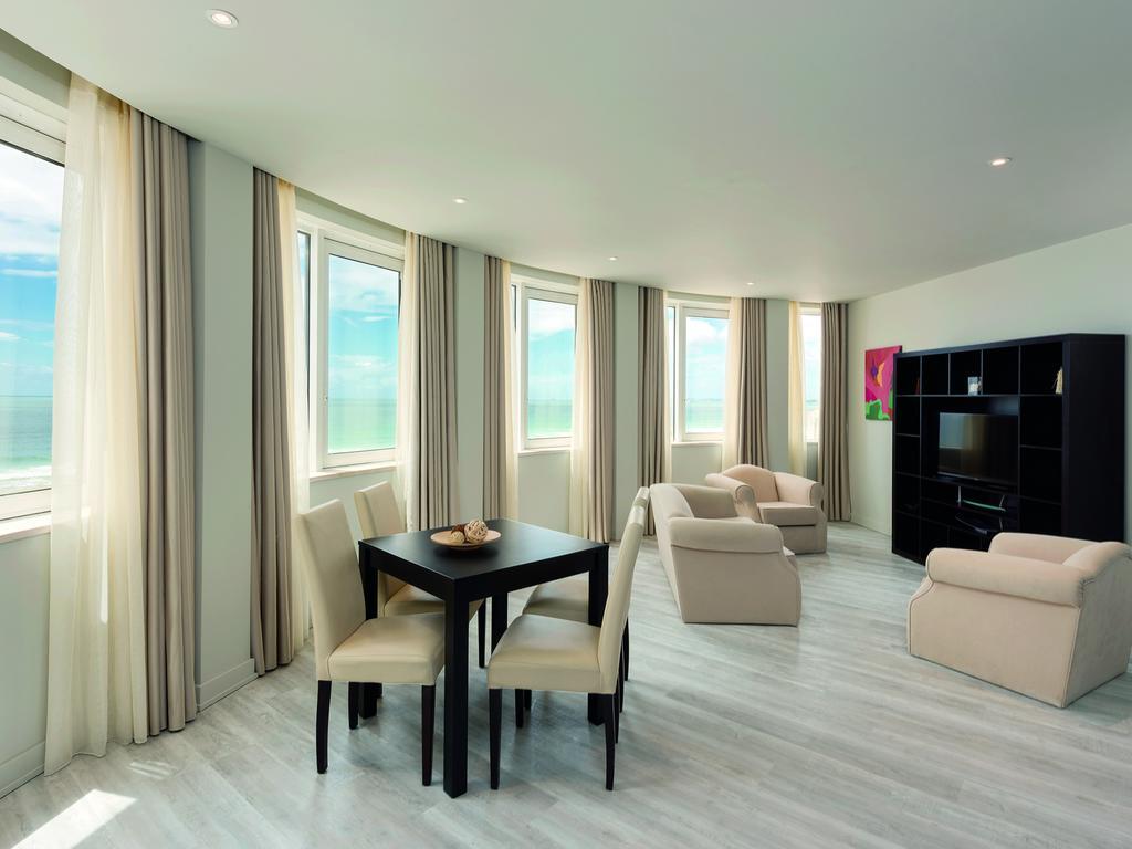 1 Qn Bed Premium Ocean View Suite Non-Smoking,703783705:JPEG