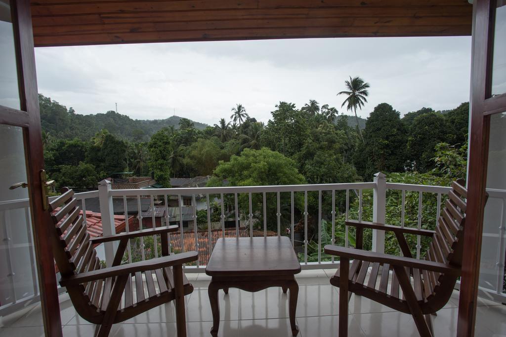 Triple Room Balcony