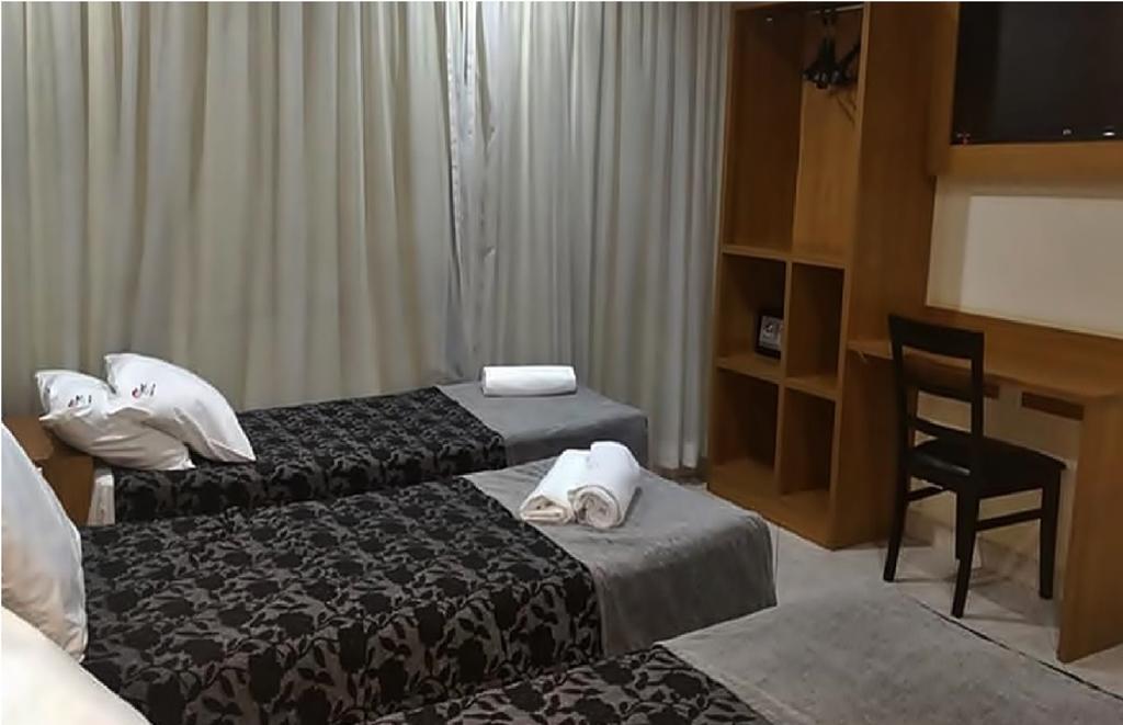 Quarto Triplo Standard
