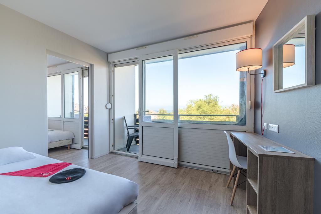 Habitación Triple Estándar con vistas al mar