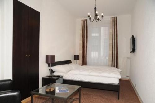 Double Room with Courtyard View