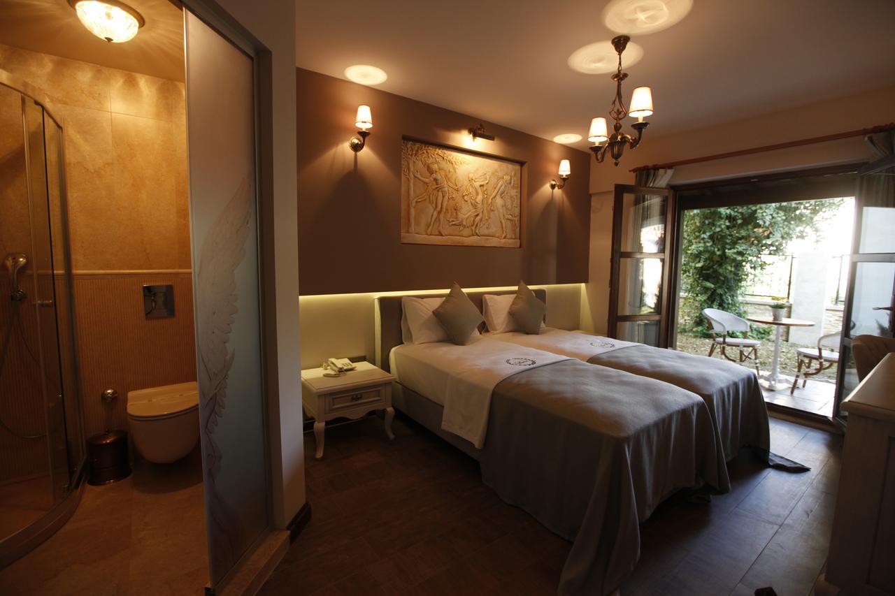 Deluxe Double or Twin Room with Garden View