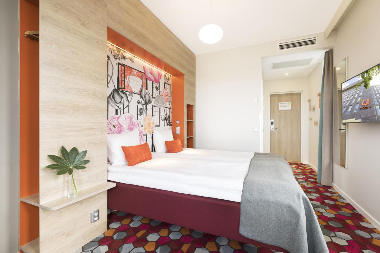 Stylish Twin Room