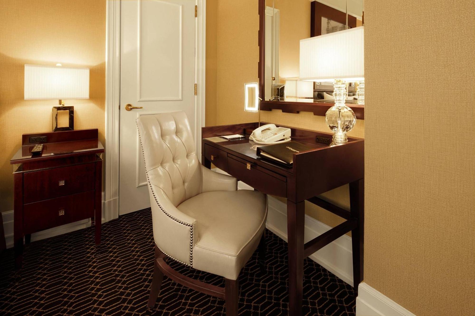 Chambre Lit Queen-Size Deluxe